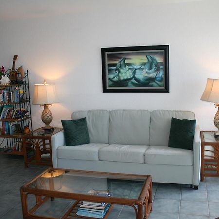 Oceanfront Paradise With Private Lanai Overlooking Kailua Bay Exterior photo