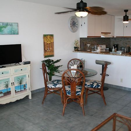Oceanfront Paradise With Private Lanai Overlooking Kailua Bay Exterior photo