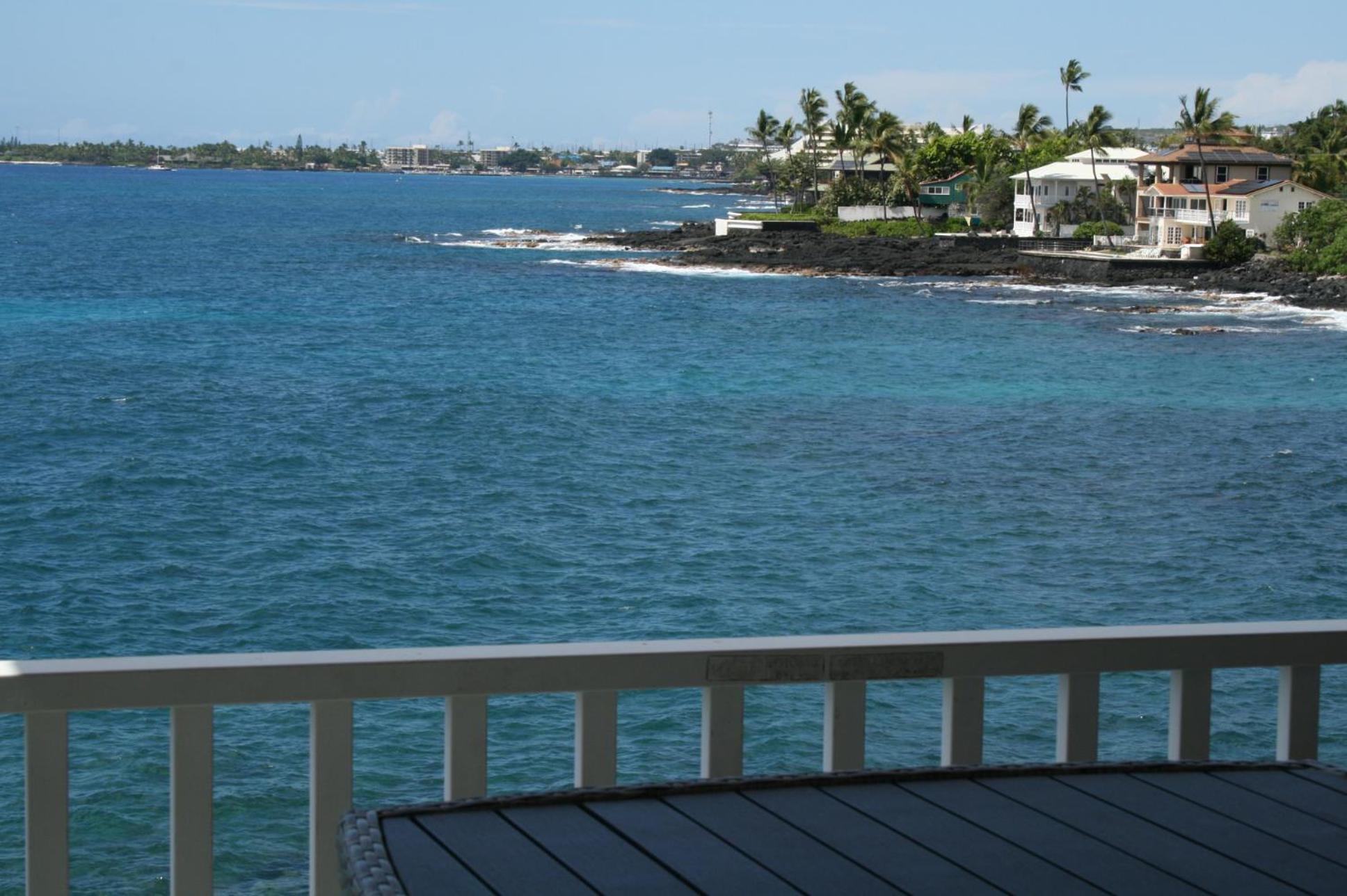 Oceanfront Paradise With Private Lanai Overlooking Kailua Bay Exterior photo