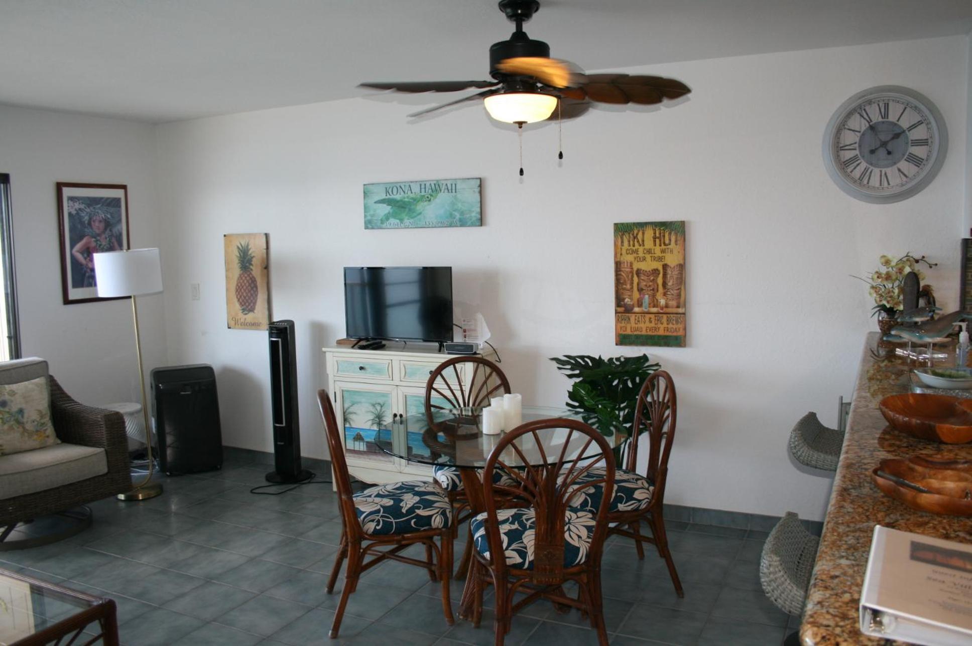 Oceanfront Paradise With Private Lanai Overlooking Kailua Bay Exterior photo
